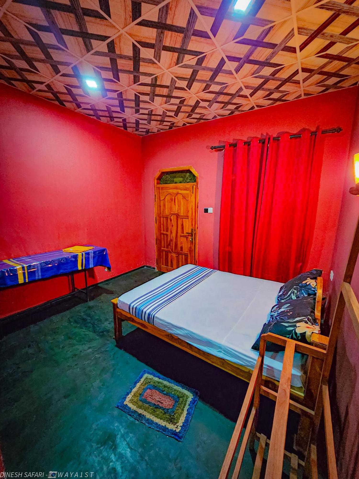 Dinesh Safari Homestay Udawalawe Buitenkant foto