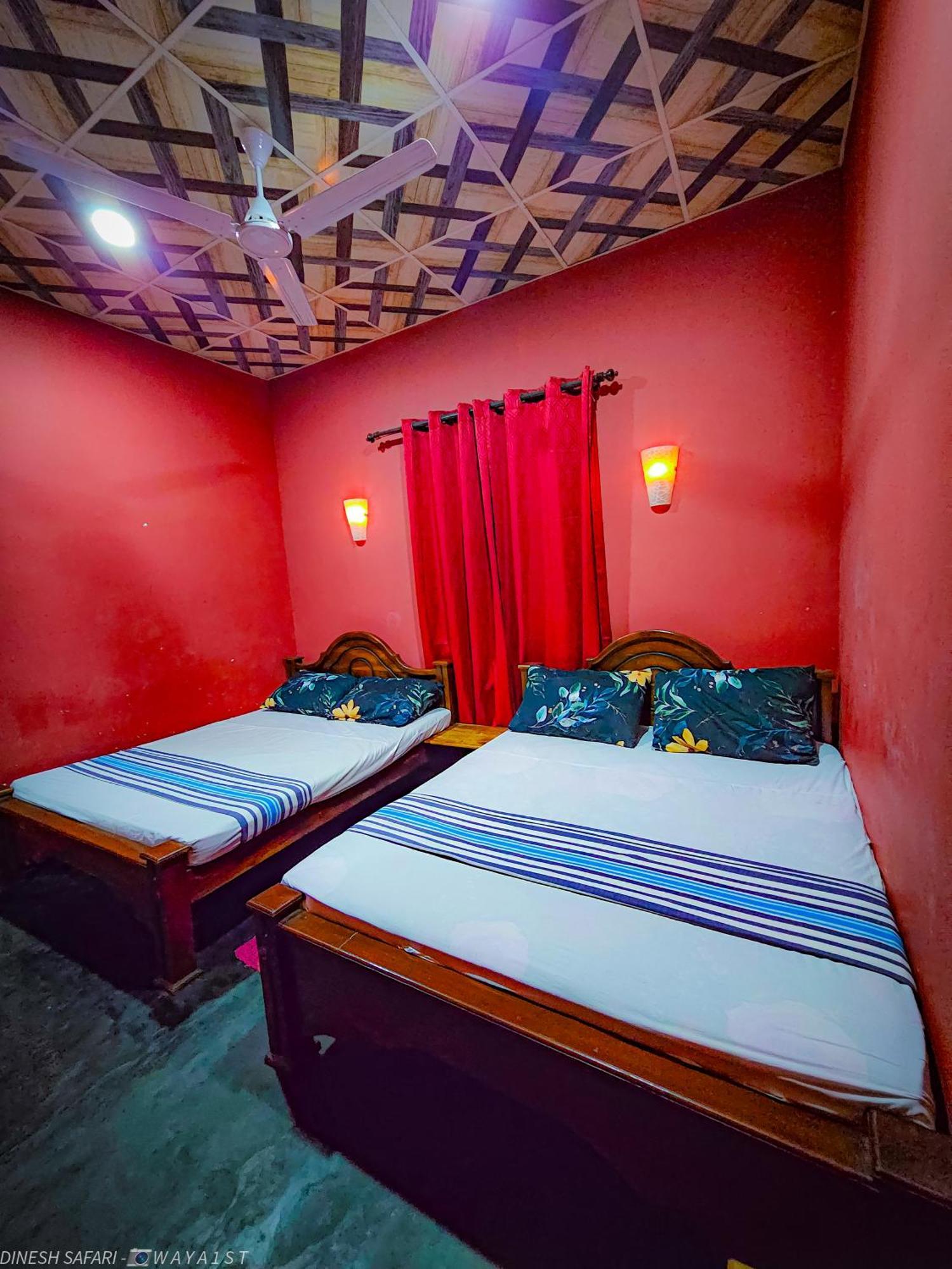 Dinesh Safari Homestay Udawalawe Buitenkant foto