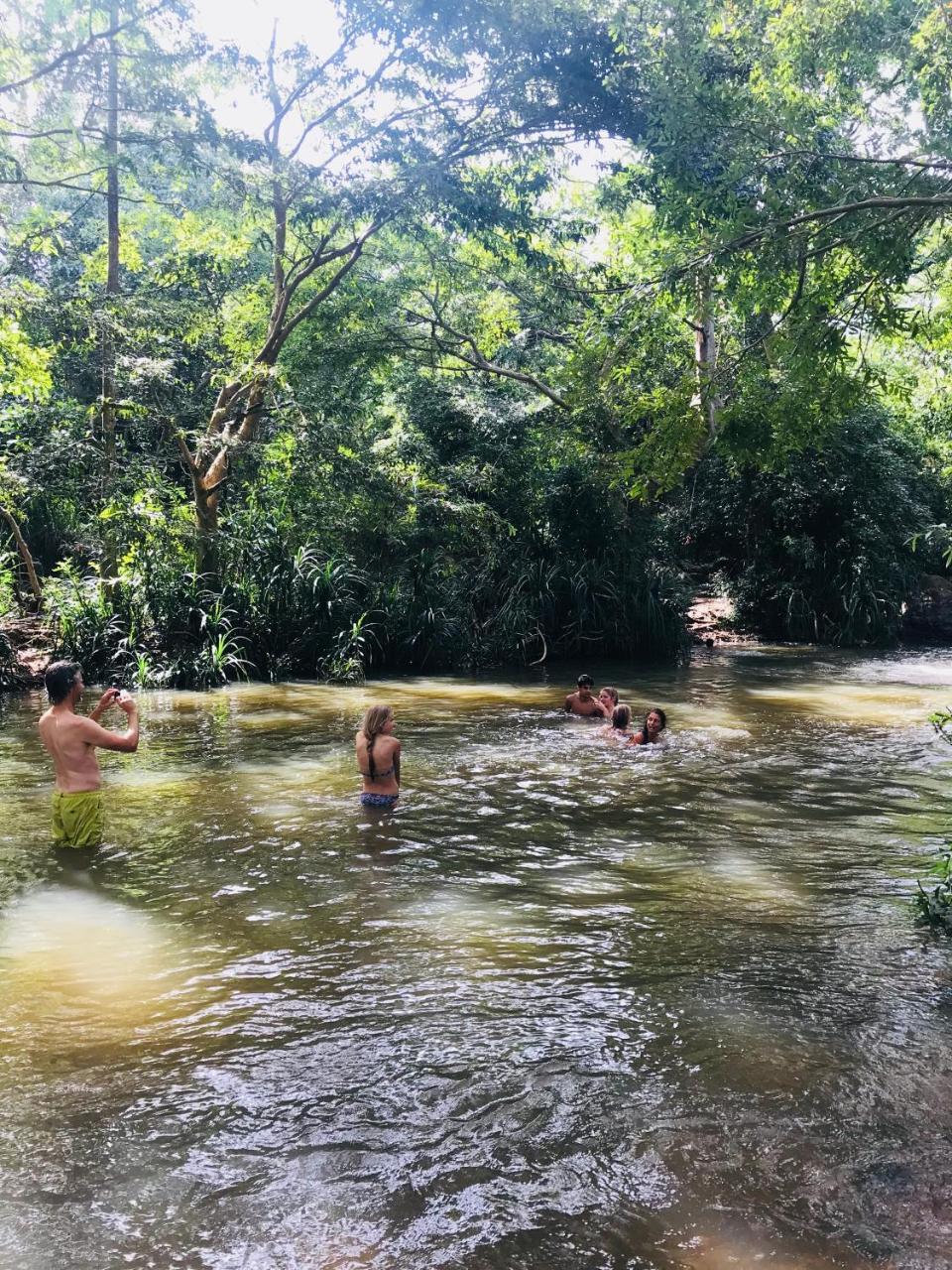 Dinesh Safari Homestay Udawalawe Buitenkant foto